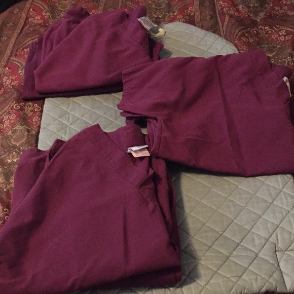 Medical uniforms - Picture 4 of 4